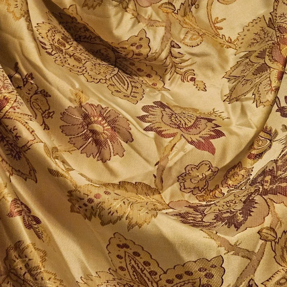 RARE CROSCILL OLIMPIA FLORAL FLOWER 110